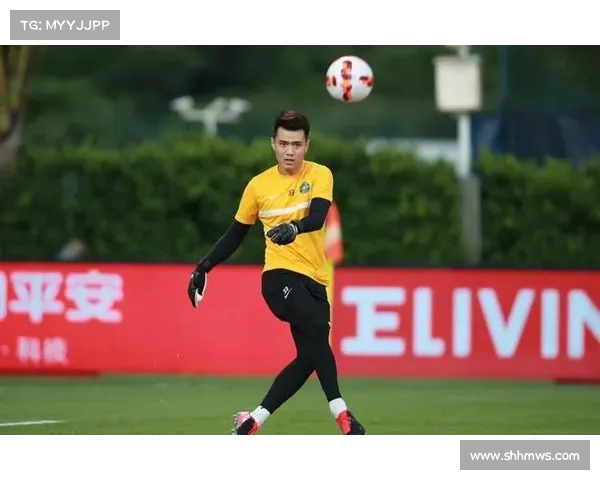 媒体人赵博颈椎严重受伤无法回头需紧急治疗恢复情况堪忧